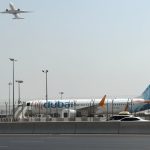 Un piloto ataca a otro en pleno vuelo de Dubái a Israel: cuestionan si se trató de un intento de secuestro
