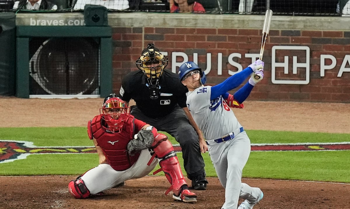 Nadie lo ha hecho como Kike Hernández: el boricua alcanza una singular marca de poder en playoffs