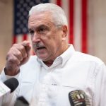 Senado deja para el martes la discusión del proyecto de permisos