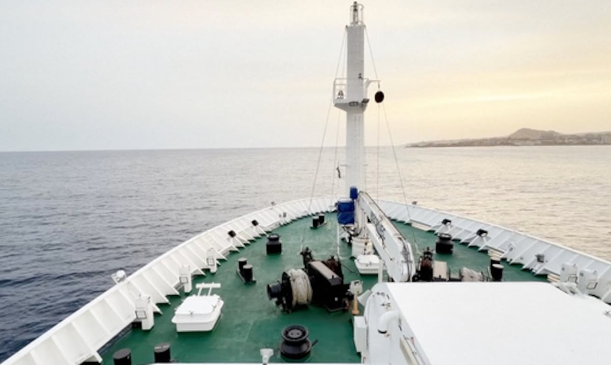 Rescatan con vida a mujer que cayó de un crucero y pasó 24 horas en el mar en Grecia