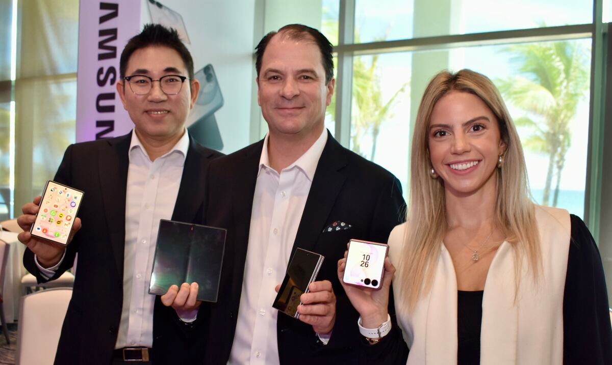 Samsung apuesta por crecer en Puerto Rico y anuncia nueva generación de teléfonos plegables