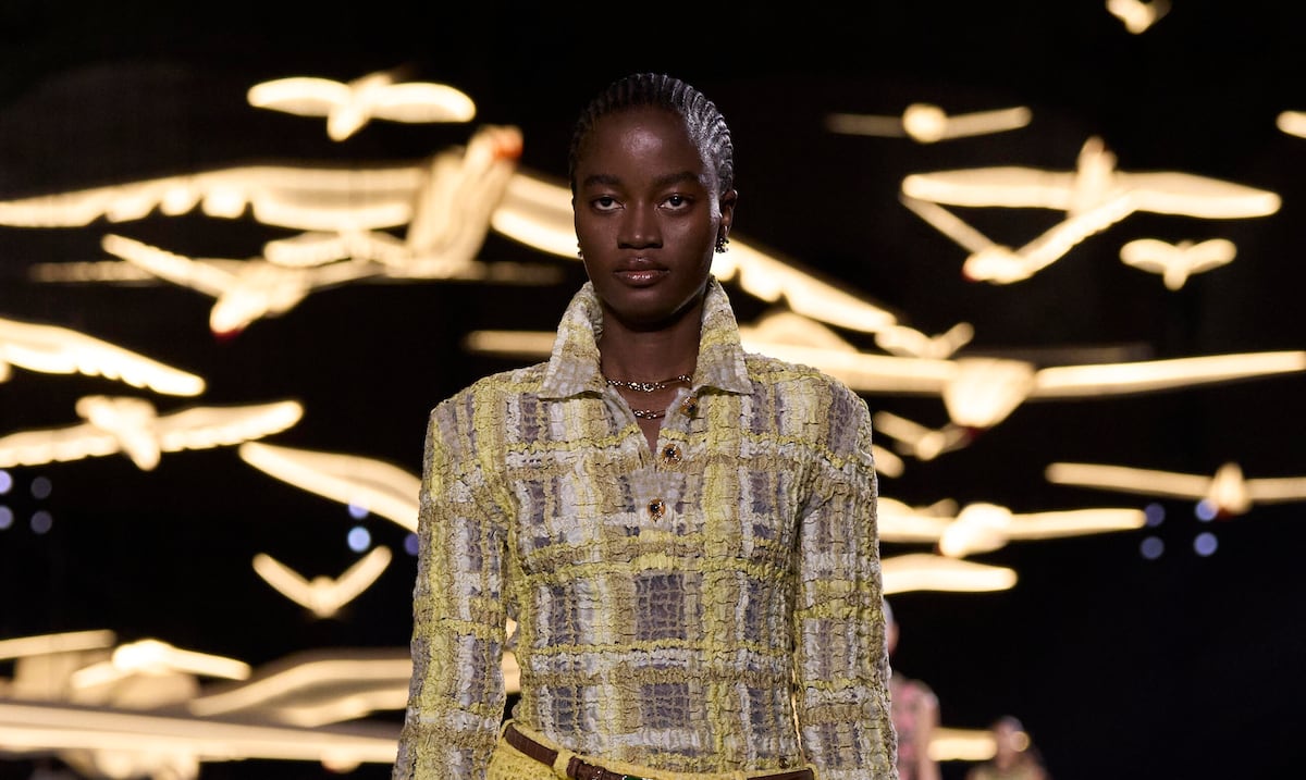 ¿Quién es Rachel Ojuromi? La historia de la joven que fue de recrear Chanel en las calles de Nigeria a desfilar en París