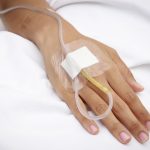 Menos hospitalización y más tratamiento médico en casa: paciente narra su experiencia
